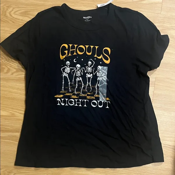Old Navy Black 'Ghouls Night‎ Out' Skeleton Halloween Tee Large NEW - Image 2
