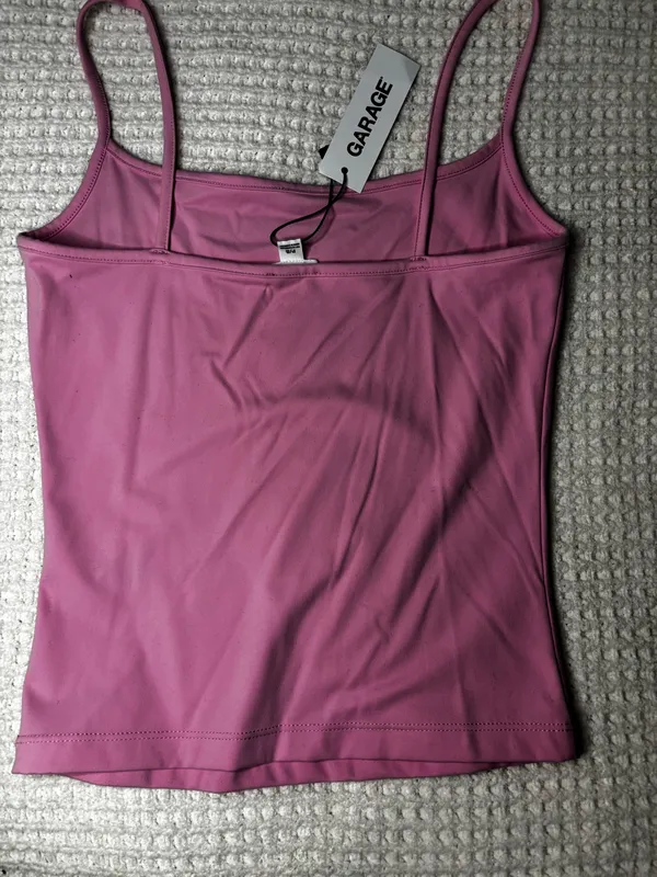 Garage Sleek Scoop Cami Top Begonia Pink Size Small - Image 3