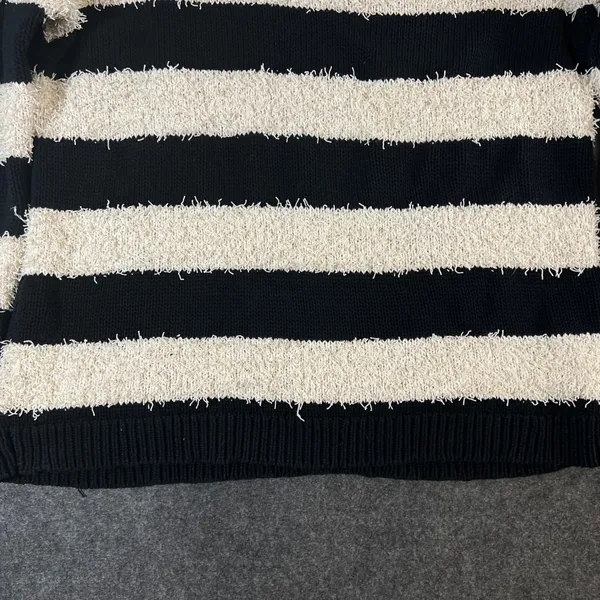 American Eagle Vintage Boyfriend Sweater Black Cream Striped Eyelash Knit Large - Image 9