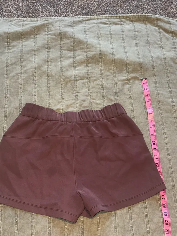 Lululemon On The Fly Shorts - Image 4