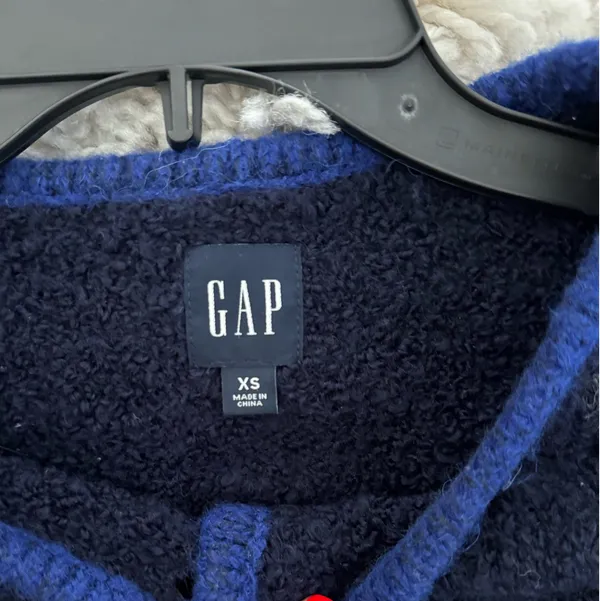 Gap Boucle Cropped Sweater Jacket - Image 4