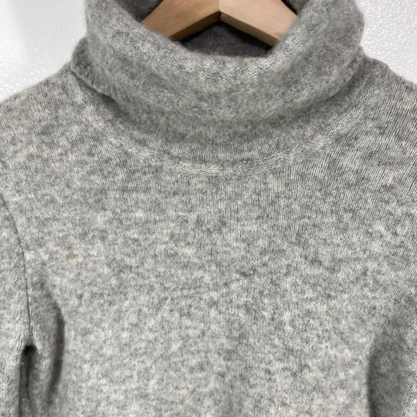 J.Crew Merino Wool Alpaca Blend Turtleneck‎ Sweater Womens Small Gray Soft Chic - Image 6