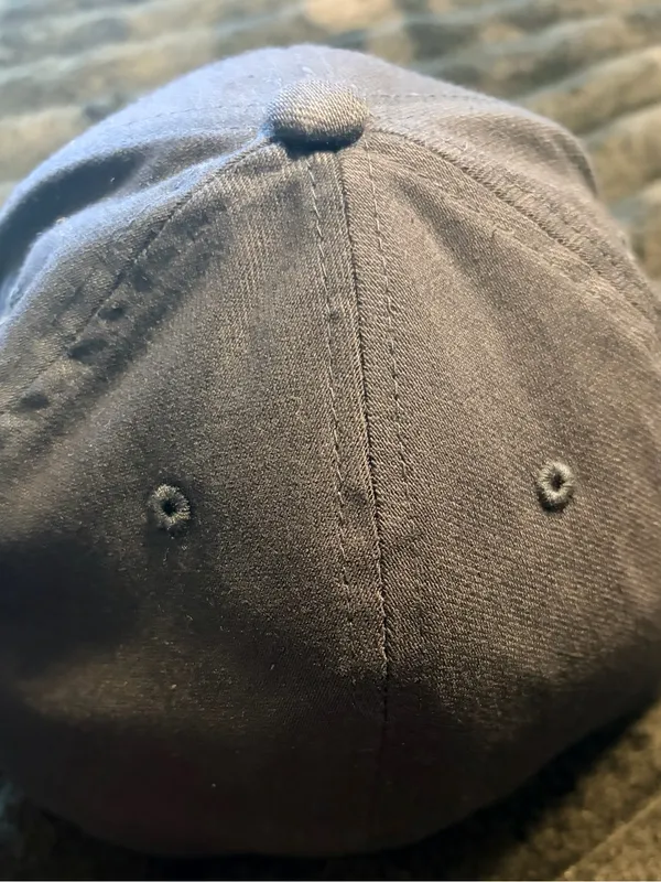 Mammoth Black Baseball Cap with Tag - Image 4