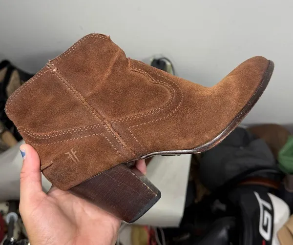 FRYE Renee Seam Short Boot , Brown Suede, Womens Size 7.5 M - Image 10
