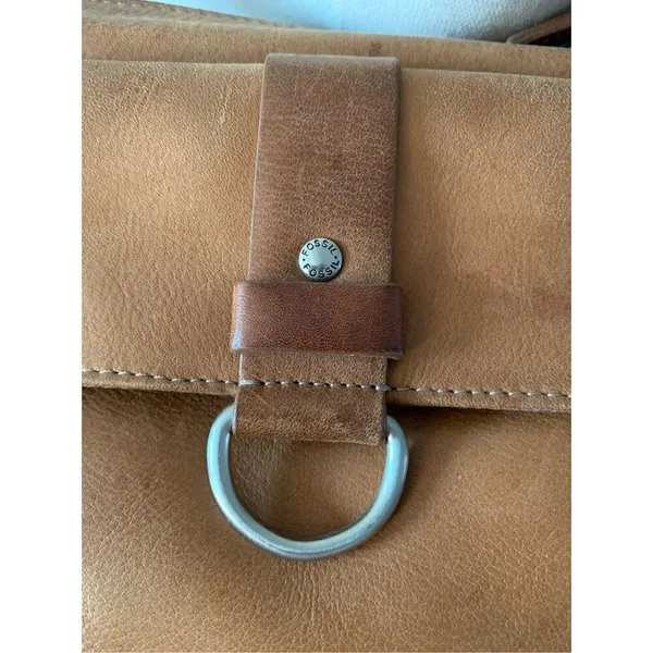 FOSSIL Brown Leather Crossbody Bag/Purse/Satchel, Non-Adjustable Strap - Image 5