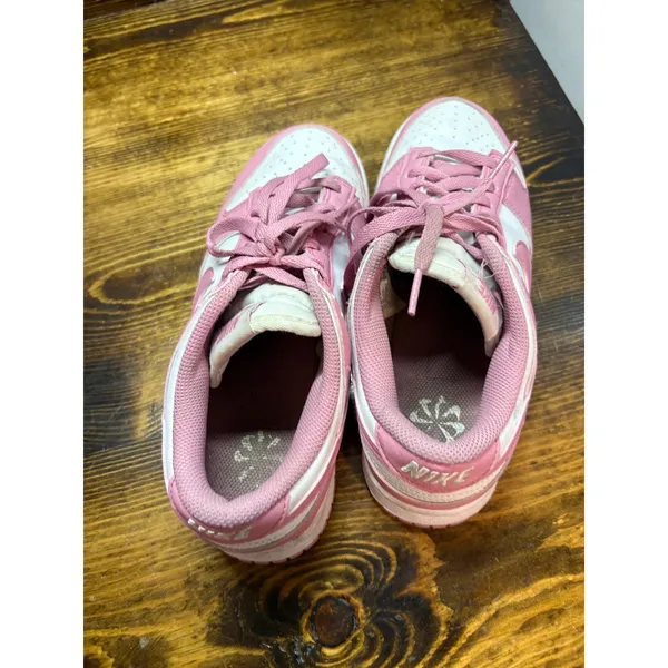 Nike Pink And‎ White Sneakers Size 8.5 - Image 6