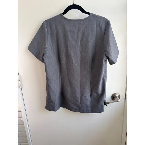 FIGS Catarina One Pocket Scrub Top Medium workwear‎ hospital nurse - Image 4