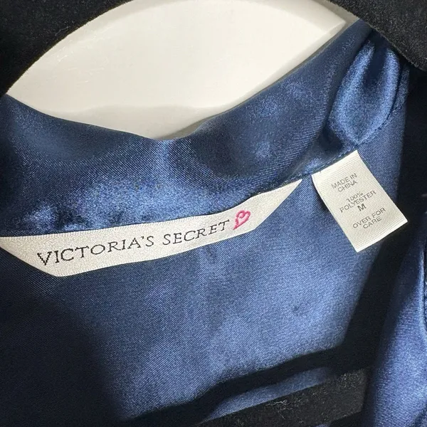 Vintage Victoria's Secret Satin Polyester Button Up Sleep Shirt Long Sleeve M - Image 3