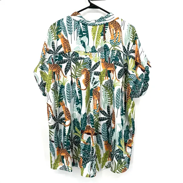 Entro Size 1X Short Sleeve Button Up Blouse Top Shirt Jungle Big Cat‎ Safari NWT - Image 2
