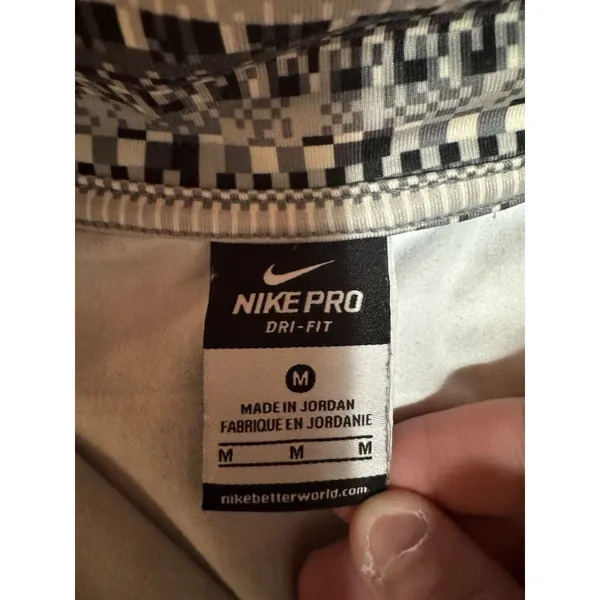Nike Running Pro Dri Fit‎ Women Size Medium Pro Dri Fit Shirt 1/2 Zip Stretch - Image 3