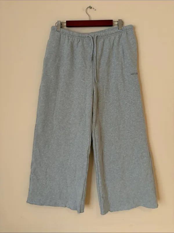 Aritzia Sweatfleece mega fit sweatpants - Image 2