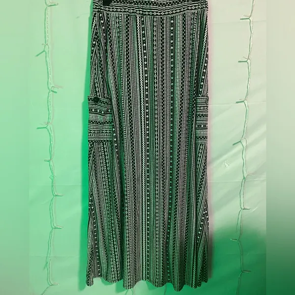 Striped Black and White Maxi Skirt - Image 6