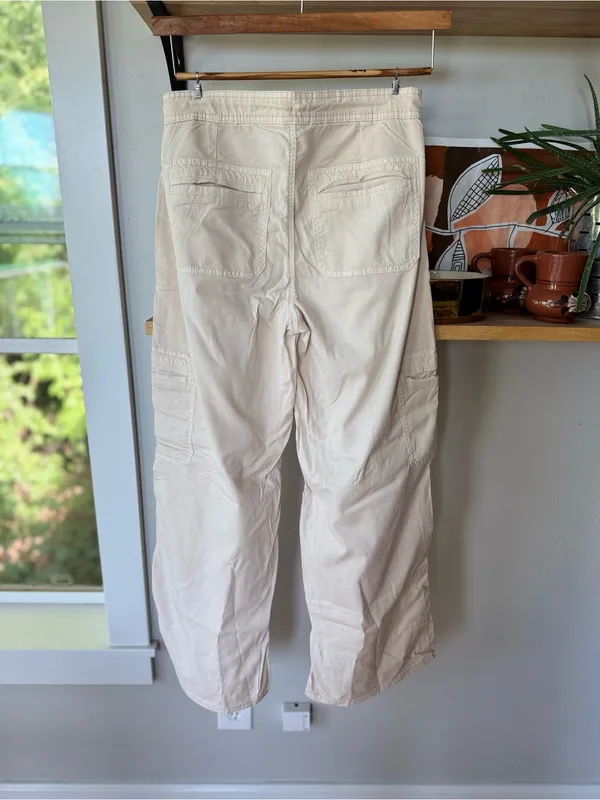 American Eagle Outfitters Ivory Beige Baggy Wide Leg Cargo Pants W Drawstring 4 - Image 8