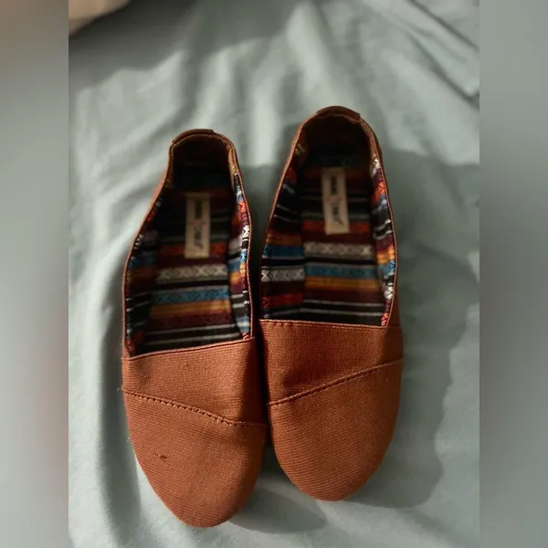 Minnetonka Slip ons! - Image 3