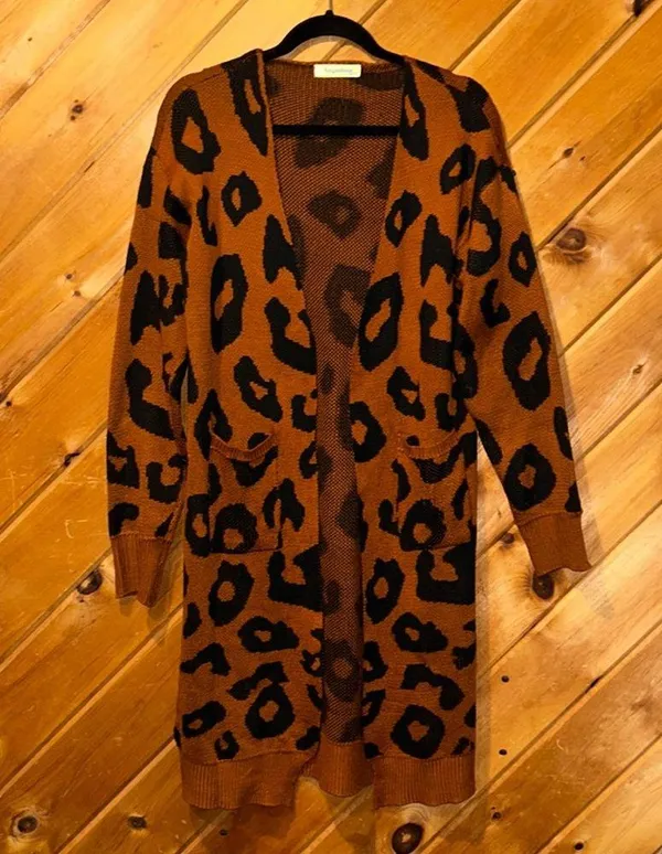 Angashion Leopard black & brown loose fit long outerwear sweater - Image 5
