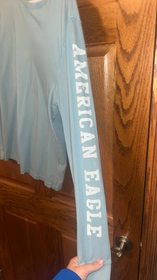 American Eagle Long Sleeve - Image 3