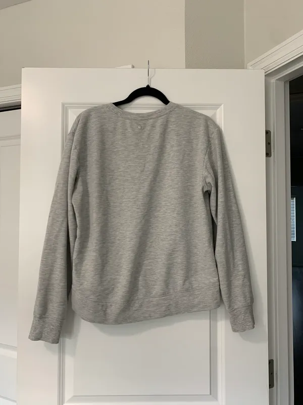 Zella Grey Crewneck Sweatshirt Pullover - Image 5