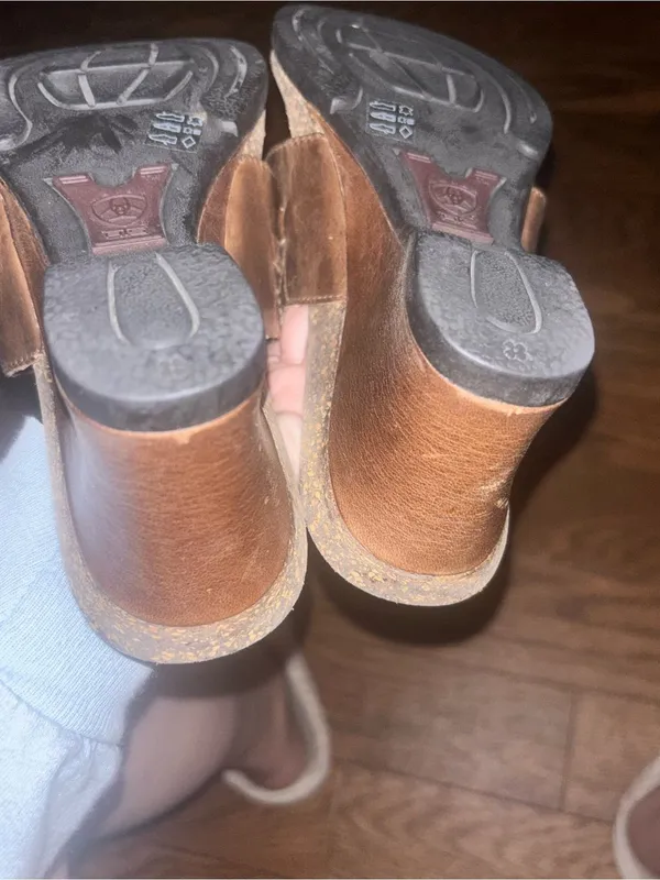 Ariat Cowgirl Sandal size 9 - Image 5