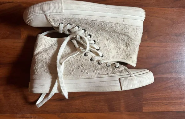 Eyelet beige sneakers Tan Size 9 - Image 2