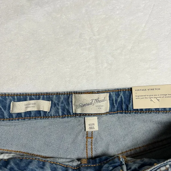Universal Threads Vintage Midi Stretch Shorts Raw Hem Size 4 Festival Rodeo - Image 4