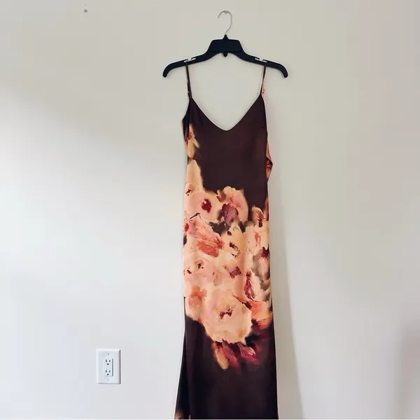 House of CB Mariamma Dark Brown Floral Printed Satin Maxi Dress - Image 9
