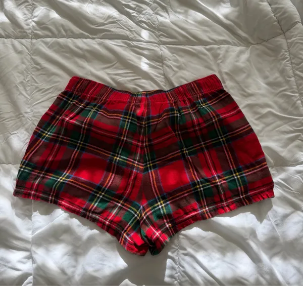 Old Navy Plaid Shorts Pajama - Image 2