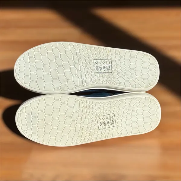Shoe Republic LA Teal Suede Slip on Shoes Size 8.5 - Image 7