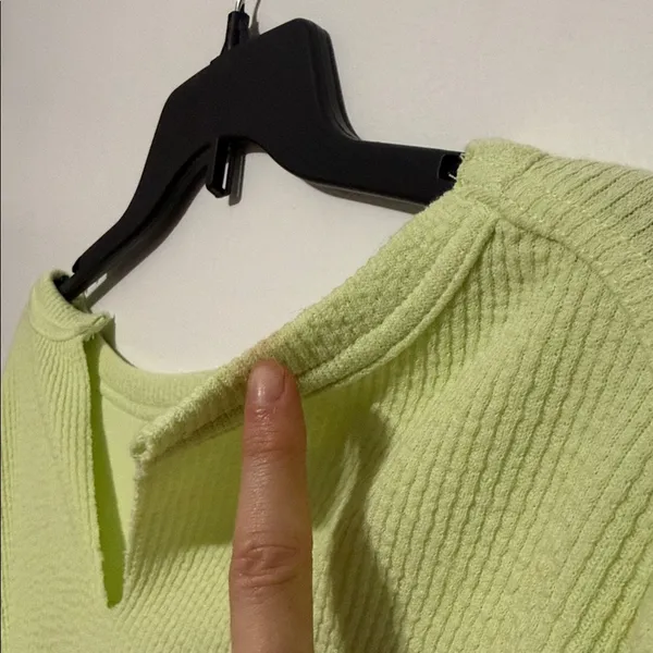Maurices Soft Neon Green/Yellow Textured V-Neck High Low Top - Image 9