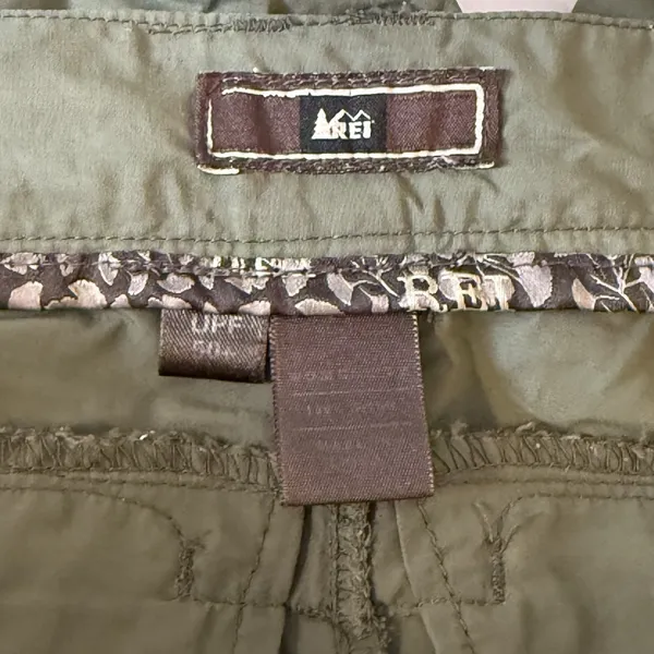 REI Mid Rise Convertible Army Green Cargo Hiking Shorts Nylon UPF 50+ Women's SM - Image 4