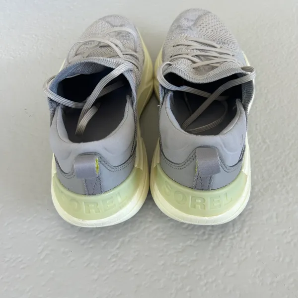 Sneakers - Image 4