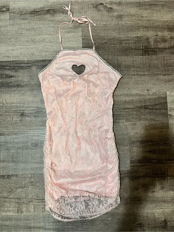 FINESSE Micaela Heart Cut Out Lace Mini Dress - Image 5