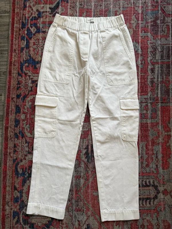 Aritzia Babaton Titan Mid-Rise Cargo Pants - Image 2
