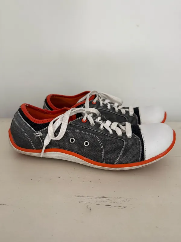 Retro Style Zero Drop Barefoot Style Two-Tone Sneakers "Granola" Women’s Size 9 - Image 2
