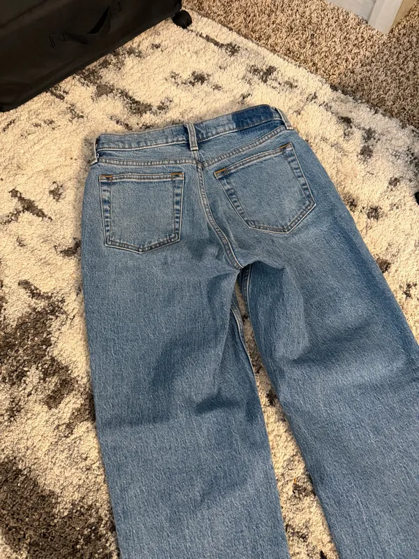 Abercrombie straight mid rise jeans xlong - Image 4