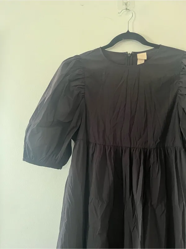 H&M Black Puff Sleeve Tiered Midi Dress Small Modest Romantic Cottagecore - Image 4
