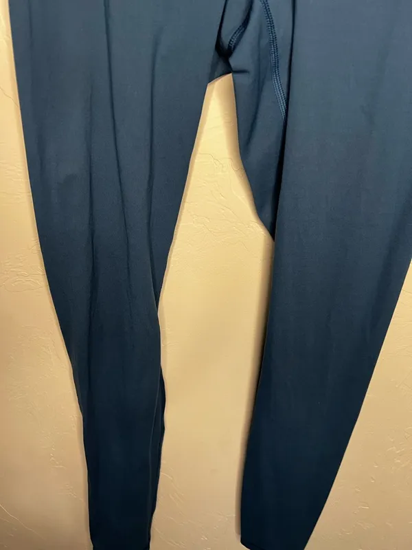 Everlane The Perform‎ Atlantic Blue Athletic High Rise Leggings - Image 5