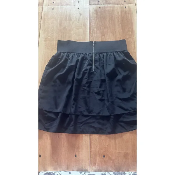 ELLE Black Layered Mini Skirt Elastic Waist Exposed Back Zip Size M - Image 5