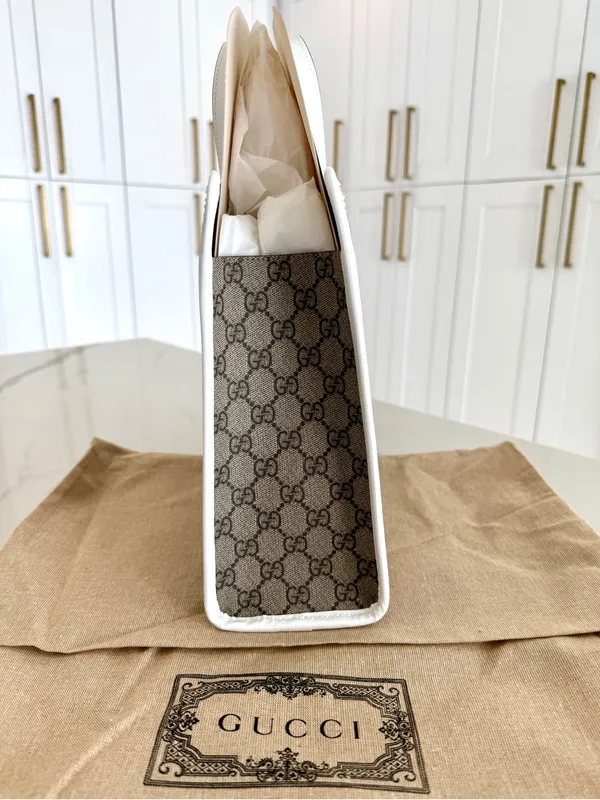 Gucci GG Supreme Monogram Apple Tote Bag - Image 3