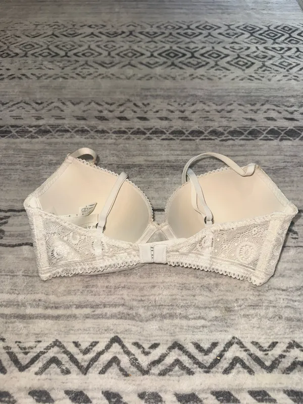 Gilly hicks Lace Bra 32C in Ivory - Women Intimates - Image 2