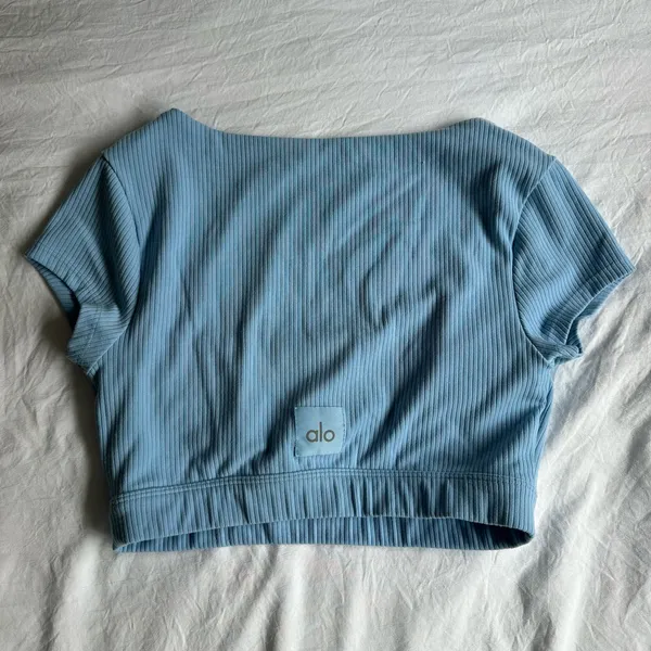 ALO Yoga Blissful Henley Bra Top - Image 3