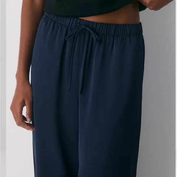Aritzia Wilfred The Lodge Pant Crepette Navy Admiral - Image 3