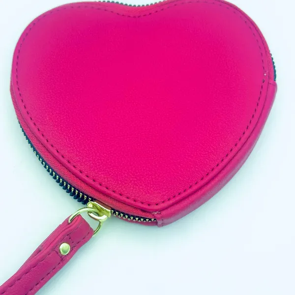 JUICY COUTURE Heart Wristlet - Image 8