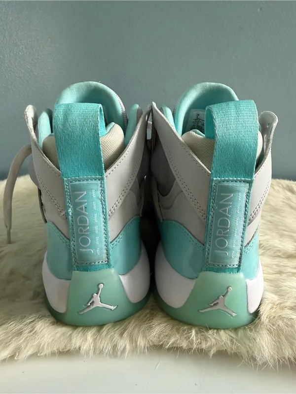 Nike Air Jordan Women’s Jumpman Two Trey Tropical Teal Sneakers - Image 6