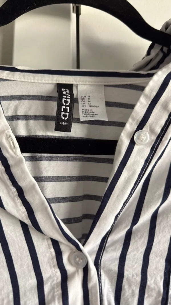 H&M Long Sleeve Shirt Button Down - Image 3