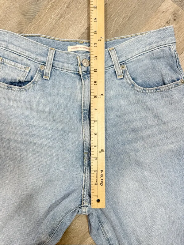 Levi’s High Waist‎ Straight Leg Jeans Light Blue Women Size 29 - Image 13