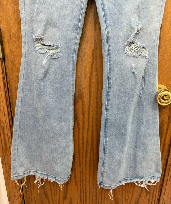 Pre-owned Celebrity Pink High-Rise Flare Jeans Size 7/28 - Image 3