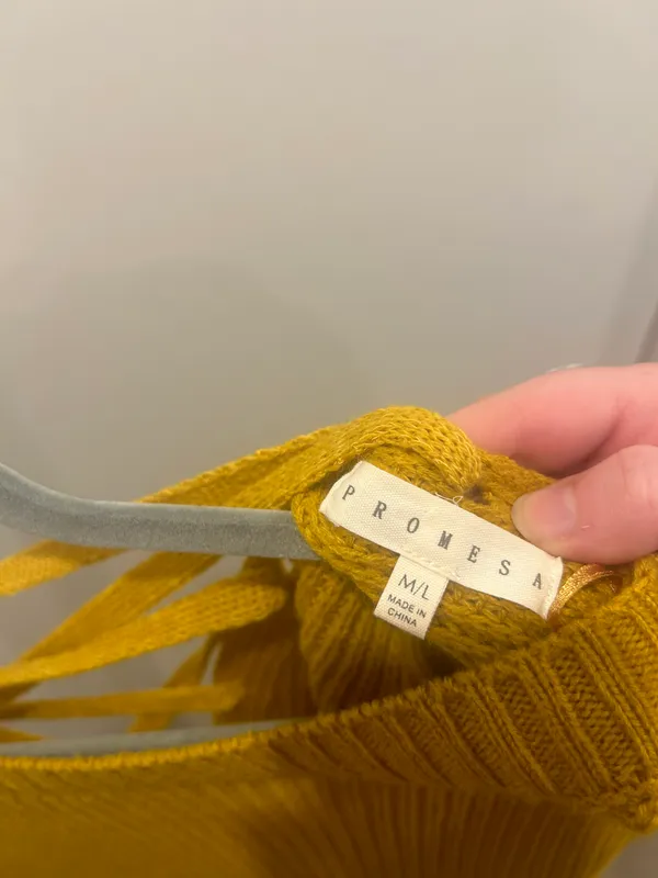 Sweater - Image 3