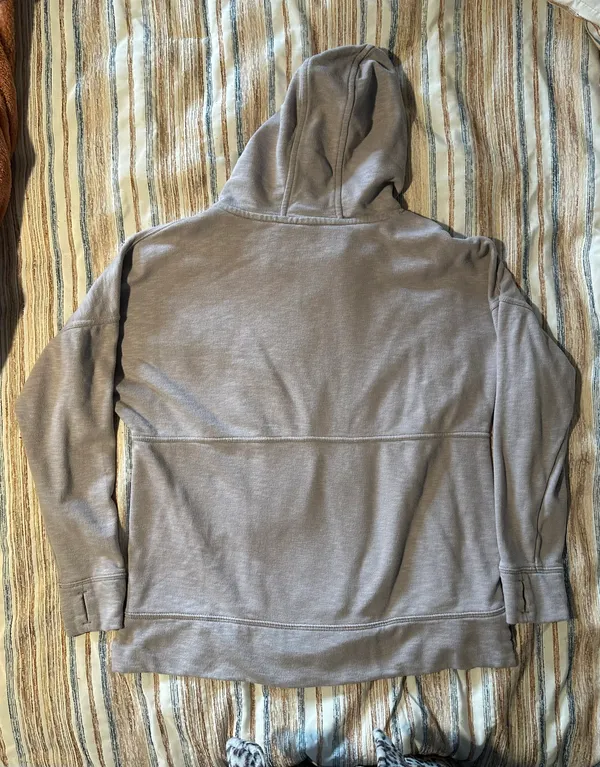 Carhartt Hoodie - Image 4