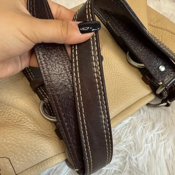 COACH Chelsea Beige and Brown Pebbled Leather Shoulder Bag - Image 8
