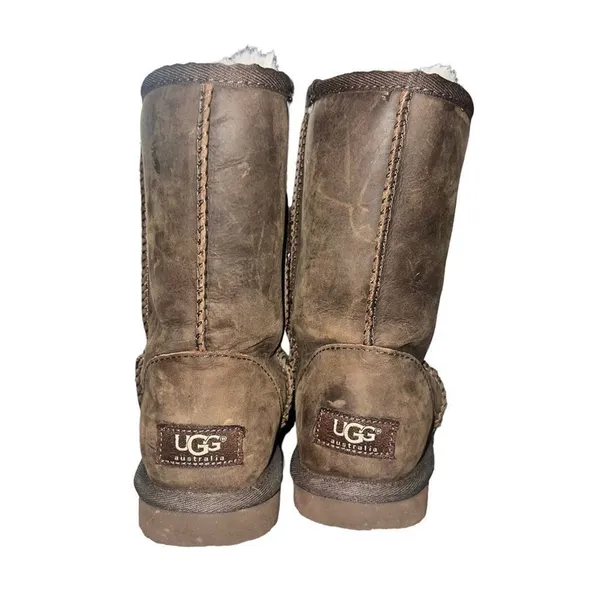 UGG Classic Short II Boots Womens Size‎ 5 Chocolate Brown Pull On Mid-Calf - Image 3